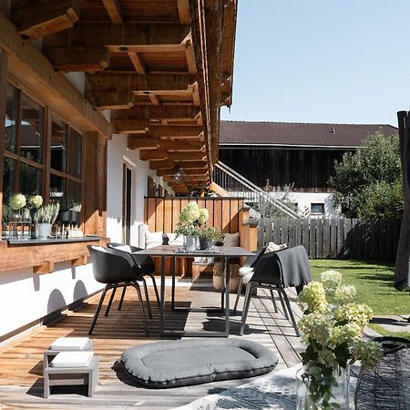 Bewegte Berge Apartments Зальфельден Экстерьер фото