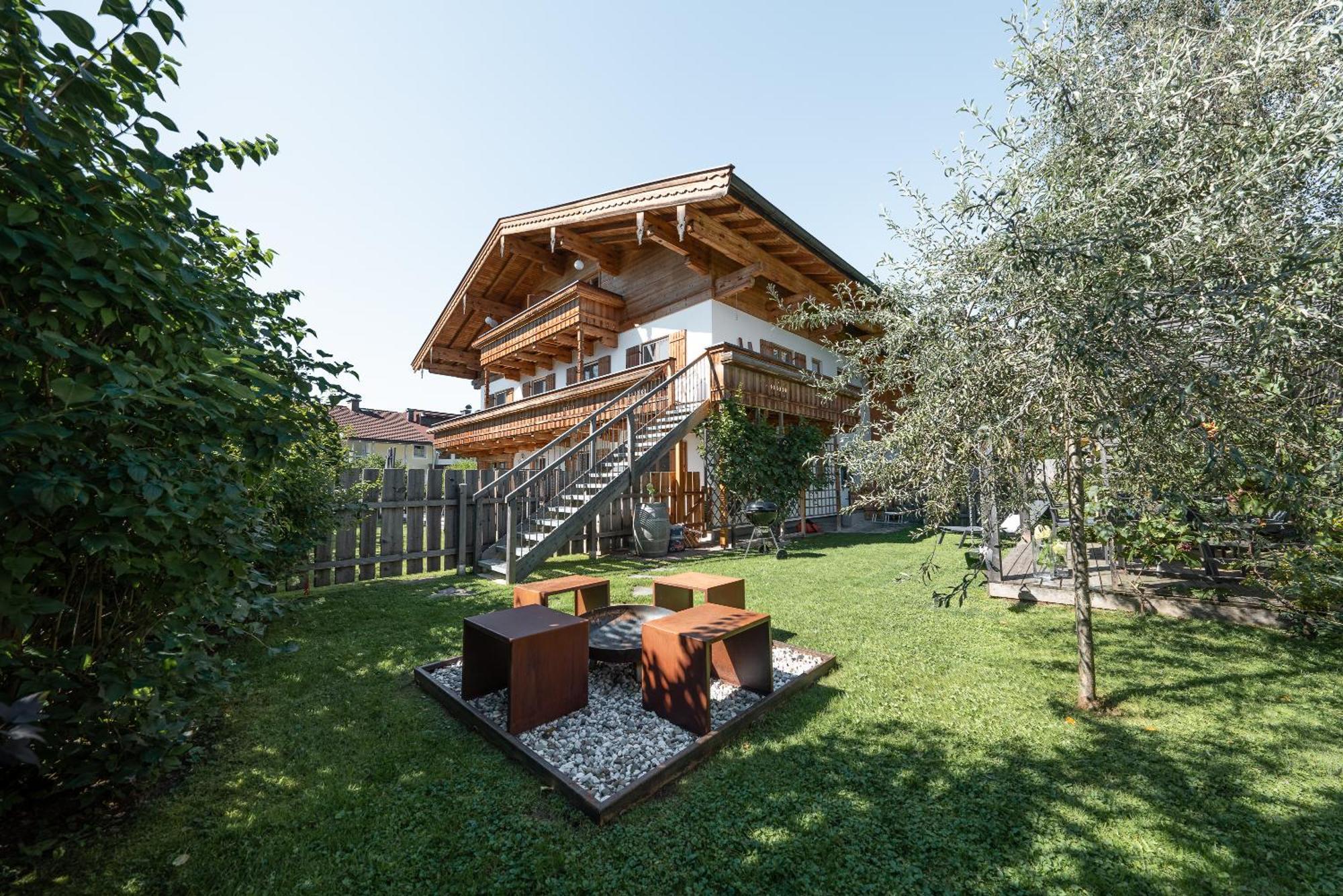 Bewegte Berge Apartments Зальфельден Экстерьер фото